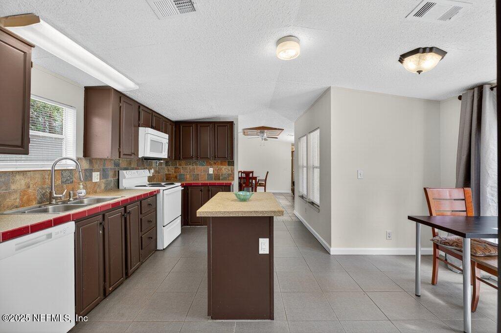 6204 Kent Avenue Keystone Heights, FL 32656 - Photo 33 of 50 031-6204KentAvenue-KeystoneHeights-FL-32