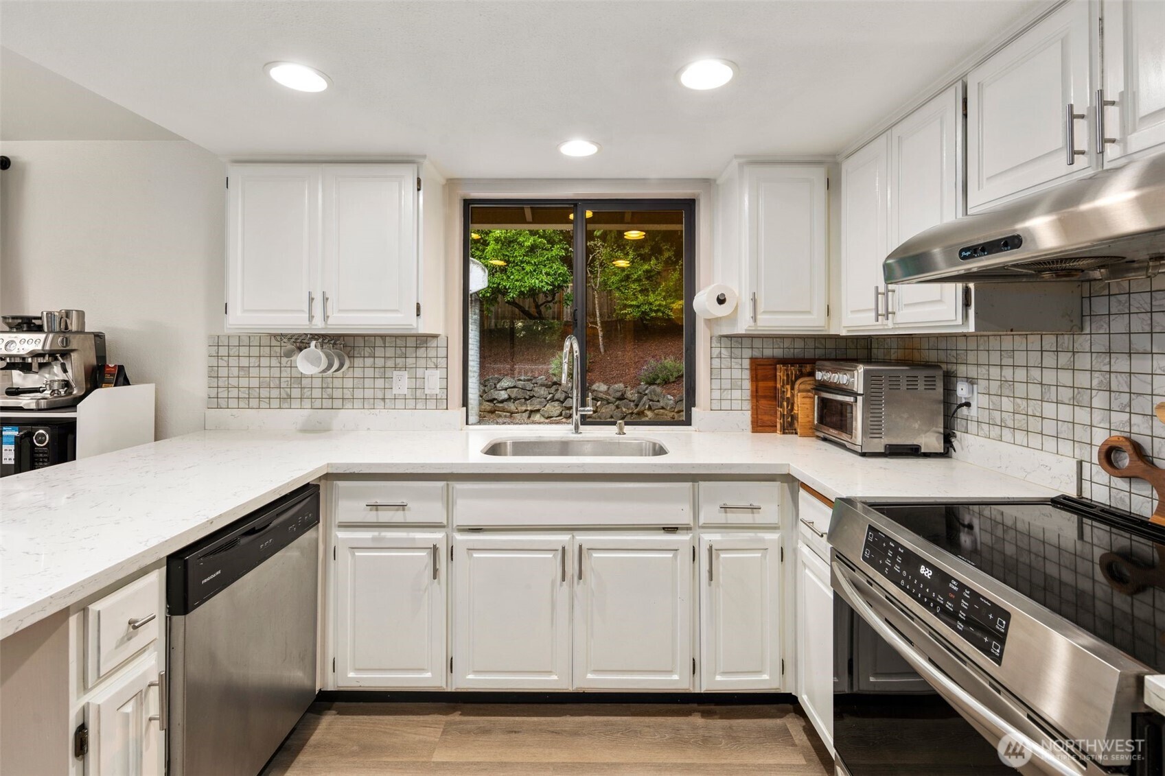 2720 Mill Avenue South Renton, WA 98055 - Photo 9 of 30 Gallery Image 9