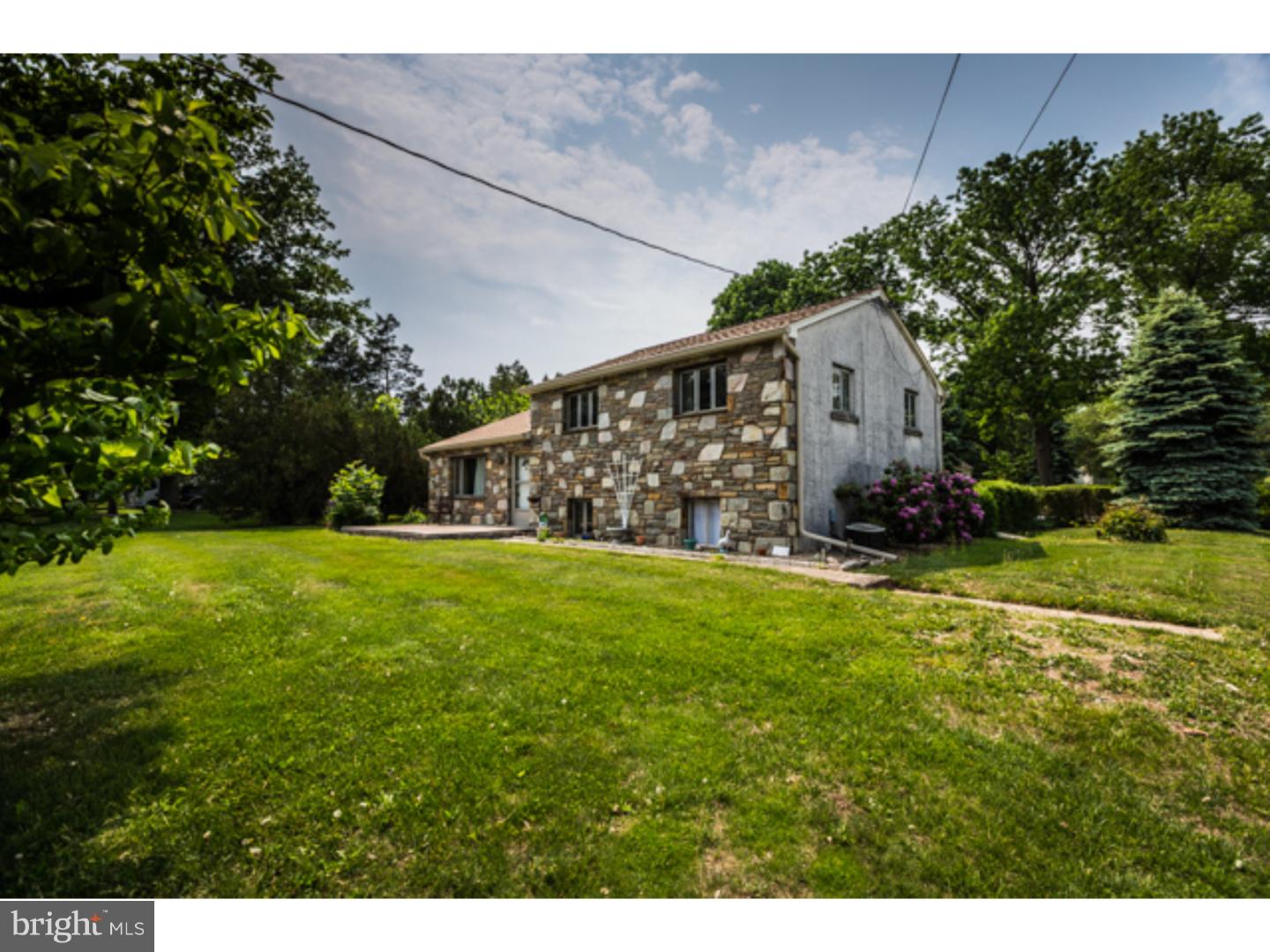 625 Hollow Road Phoenixville, PA 19460 - Photo 2 of 25 Gallery Image 2