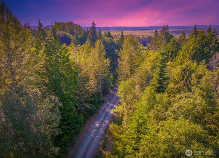 $949,000 | 5555 70th Drive Southeast, Snohomish, WA 98290