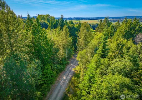 $949,000 | 5555 70th Drive Southeast, Snohomish, WA 98290