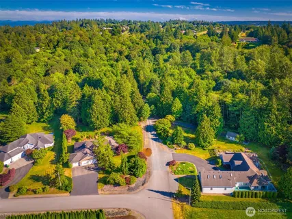 $949,000 | 5555 70th Drive Southeast, Snohomish, WA 98290