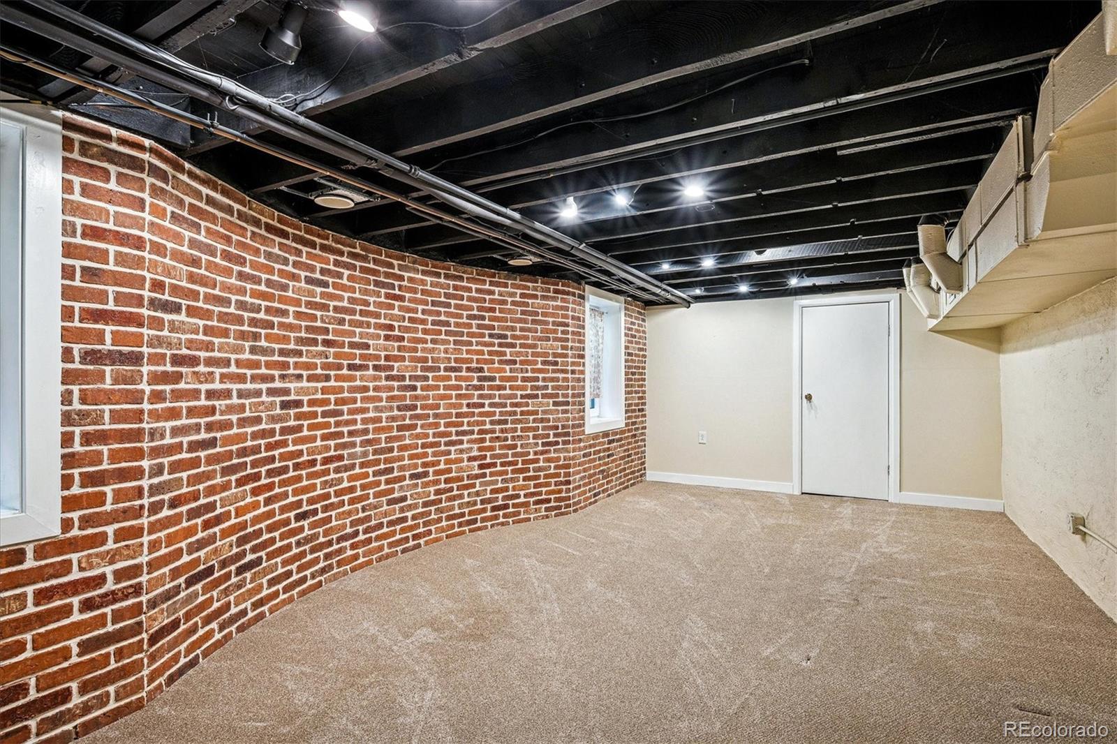 354 North Washington Street Denver, CO 80203 - Photo 34 of 43 a view of an empty room