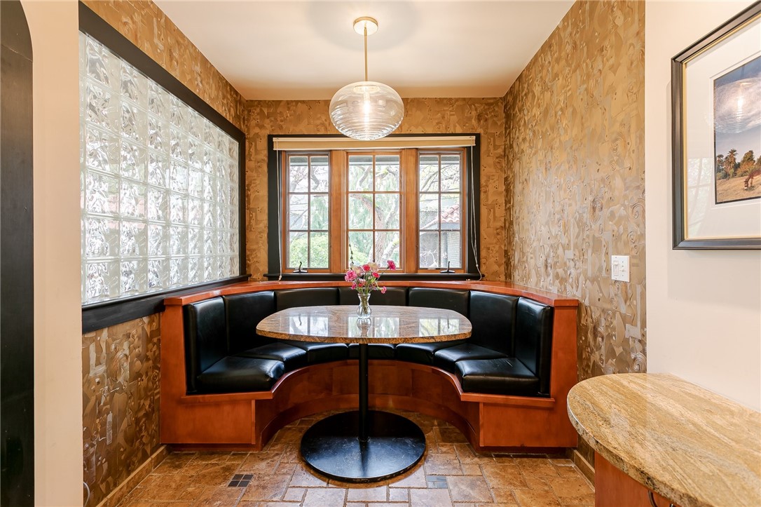 405 Westminster Road Rochester, NY 14607 - Photo 19 of 43