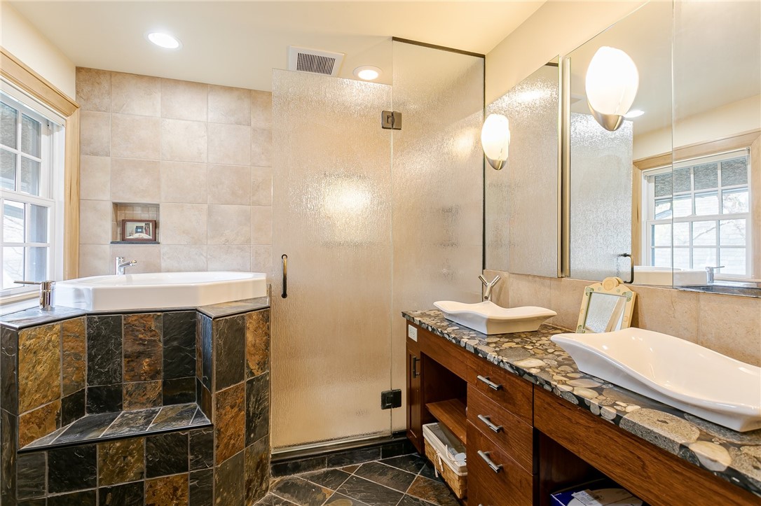 405 Westminster Road Rochester, NY 14607 - Photo 26 of 43