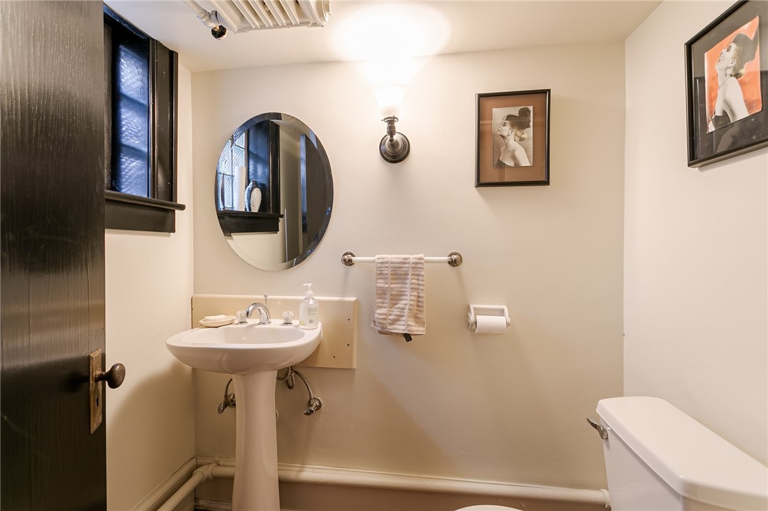 405 Westminster Road Rochester, NY 14607 - Photo 40 of 43