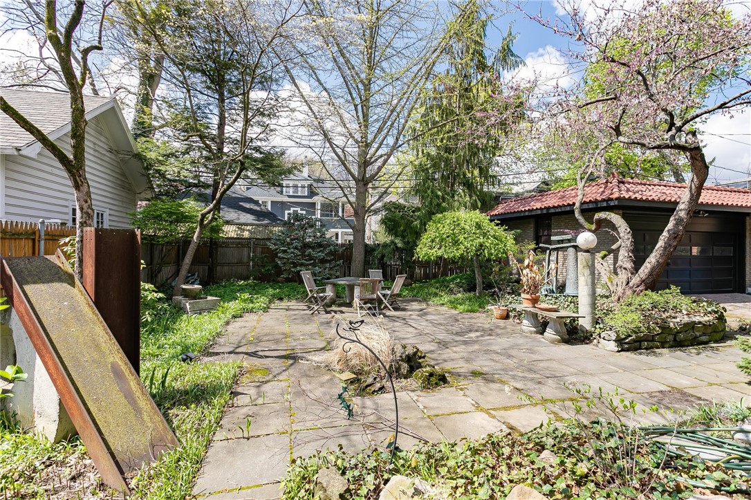 405 Westminster Road Rochester, NY 14607 - Photo 41 of 43