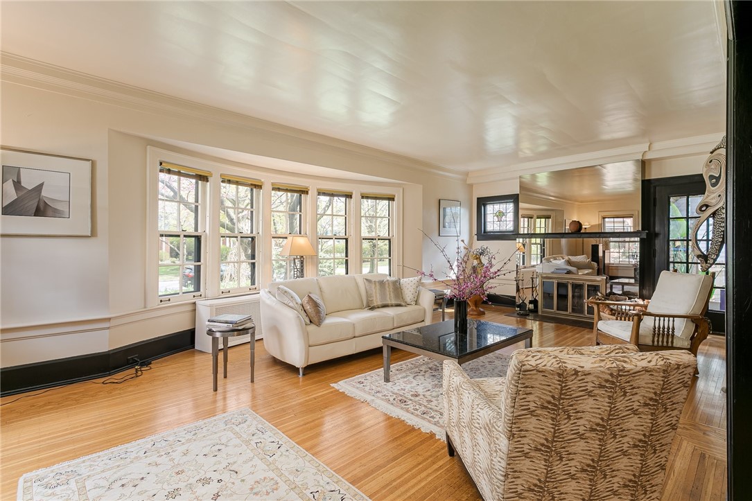 405 Westminster Road Rochester, NY 14607 - Photo 6 of 43