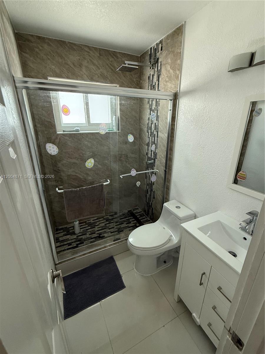 4242 Southwest 98th Avenue, Unit 4242 Miami, FL 33165 - Photo 11 of 14
