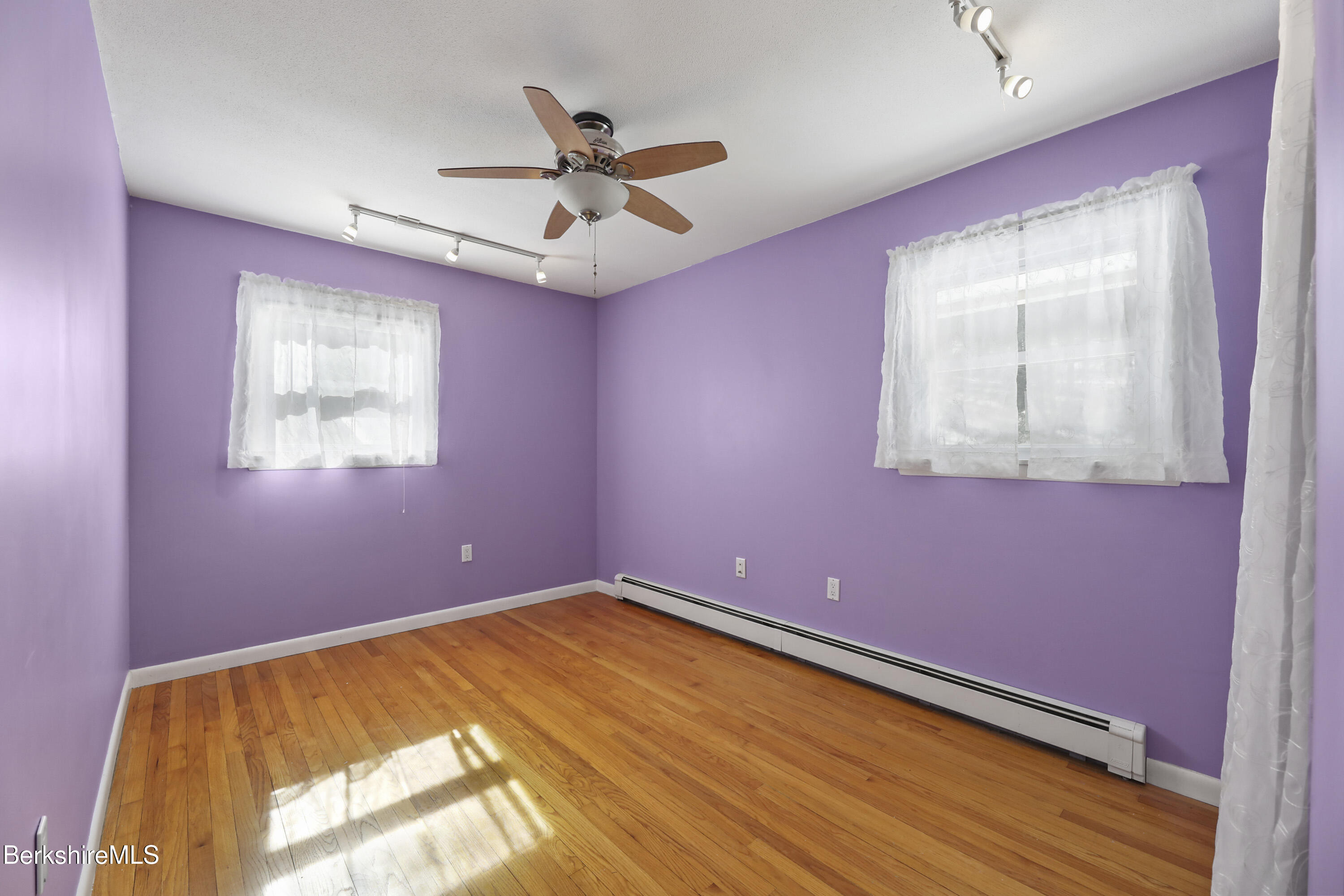 189 Partridge Road Pittsfield, MA 01201 - Photo 23 of 38 100 Bedroom Two