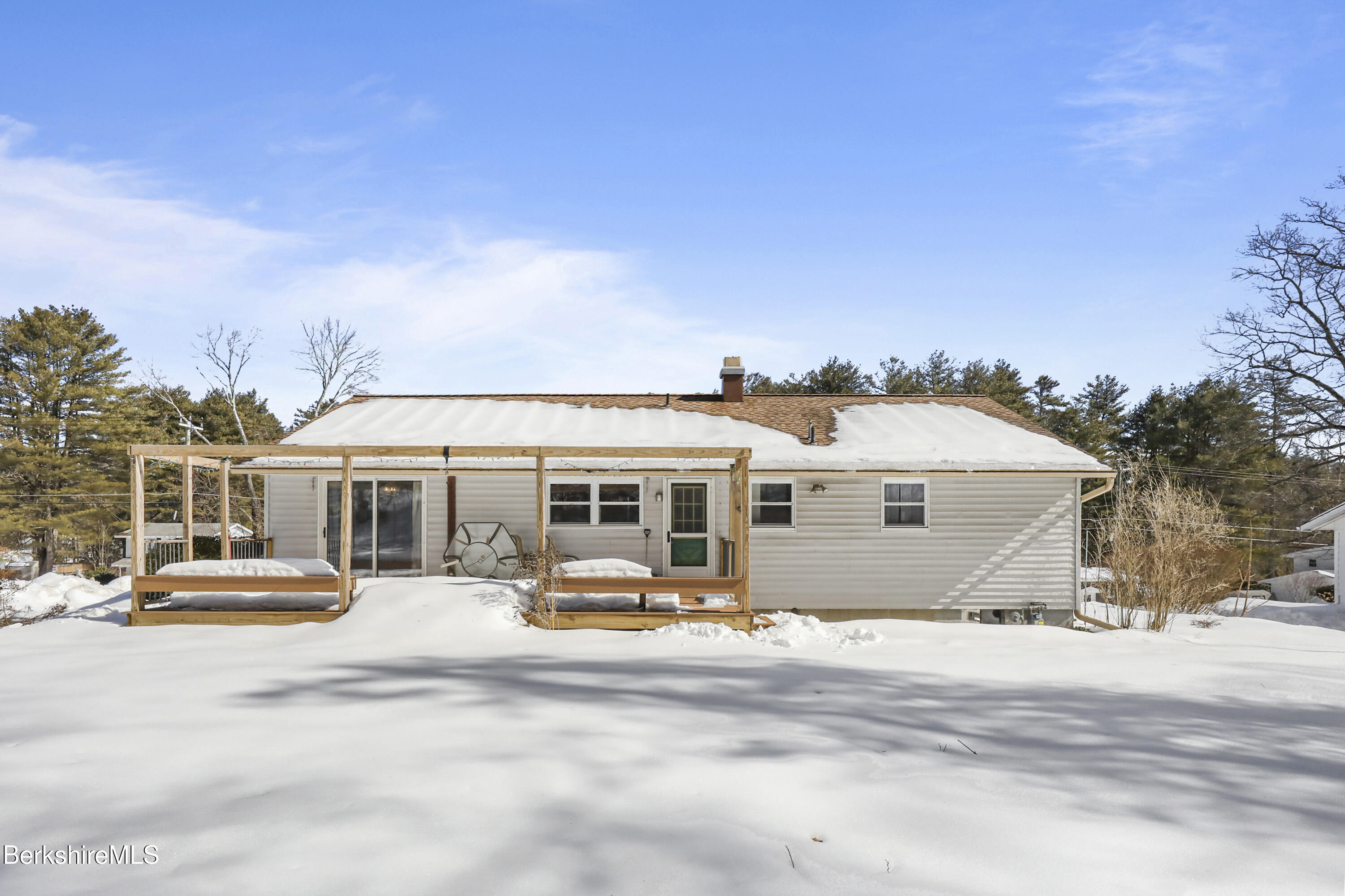 189 Partridge Road Pittsfield, MA 01201 - Photo 5 of 38 145 Exterior Back