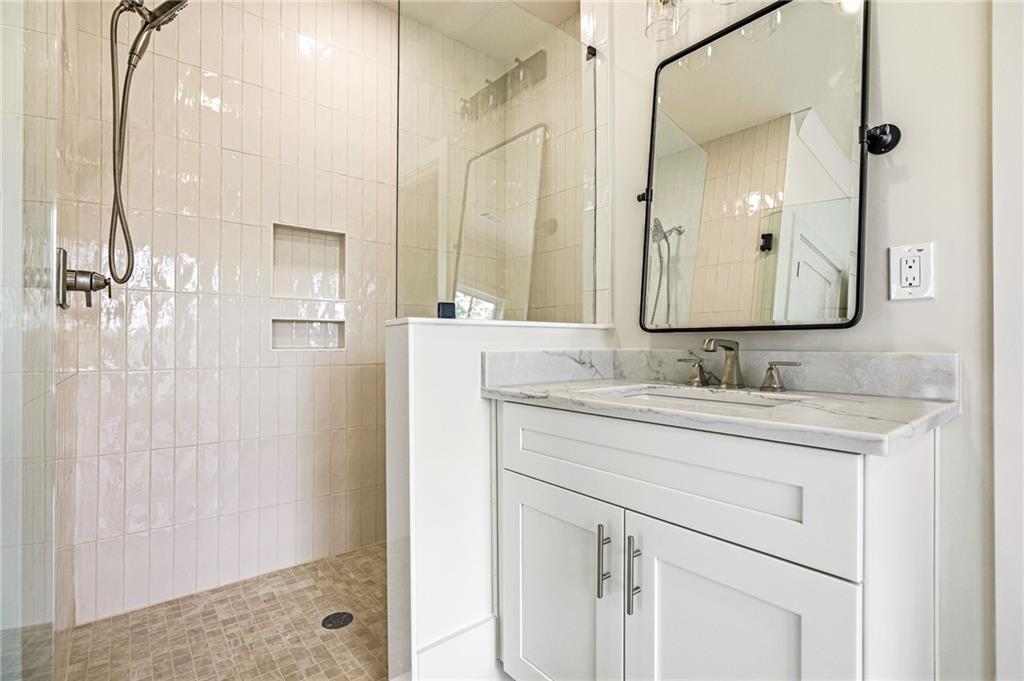 1967 Highgrove Court Decatur, GA 30033 - Photo 36 of 60
