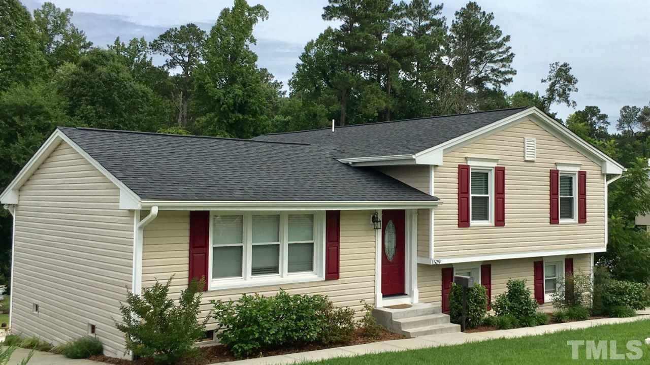 1529 North King Charles Road Raleigh, NC 27610 - Photo 7 of 26