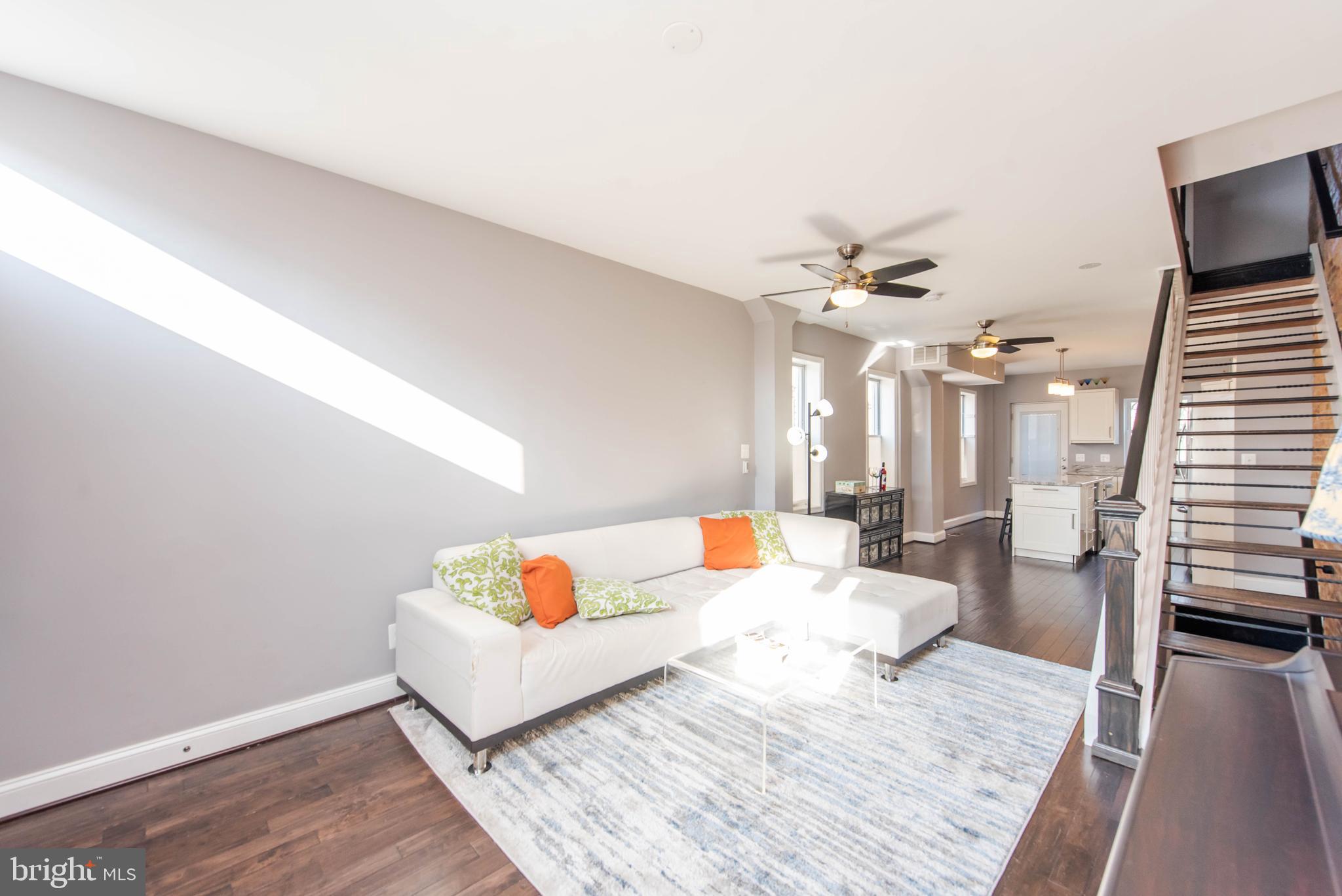 756 Ramsay Street Baltimore, MD 21230 - Photo 5 of 40 Living Room