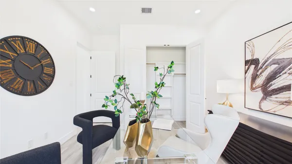 $2,600 | 2419 Harrington Street, Houston, TX 77026