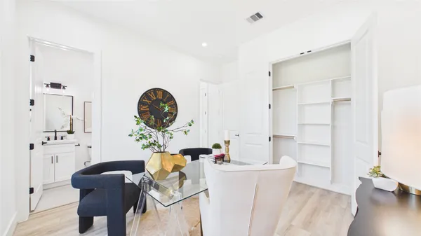 $2,600 | 2419 Harrington Street, Houston, TX 77026