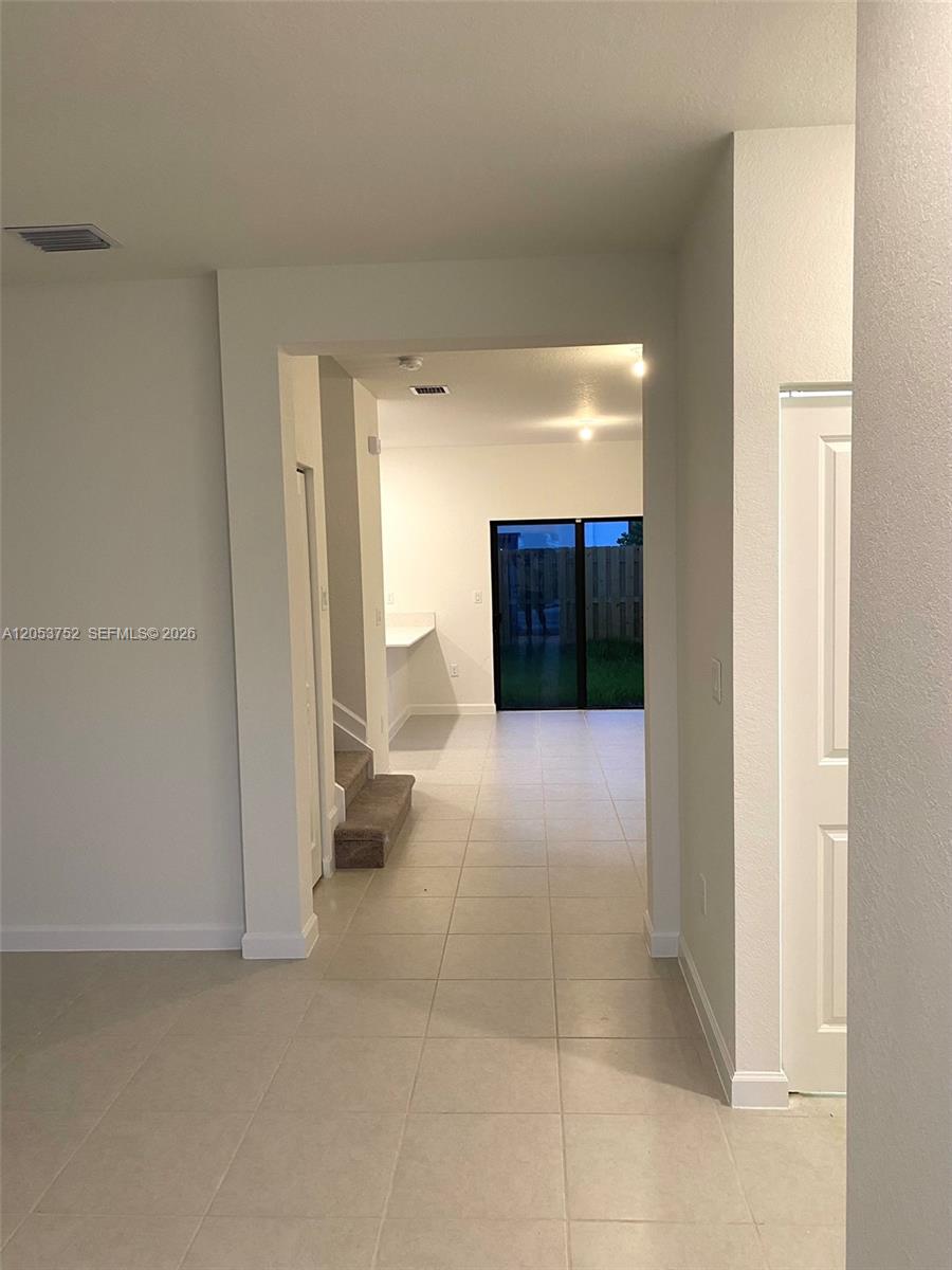 13232 Southwest 287th Terrace Homestead, FL 33033 - Photo 7 of 8