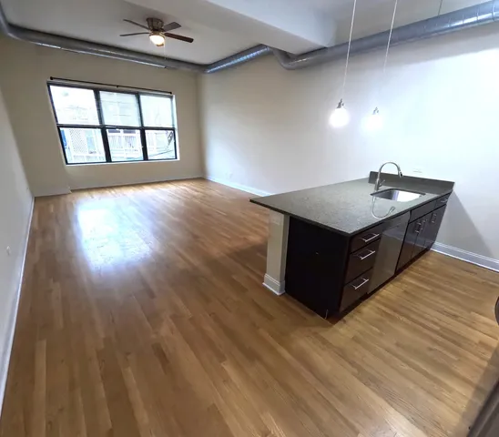 $3,020 | 2778 North Milwaukee Avenue, Unit 219, Chicago, IL 60647