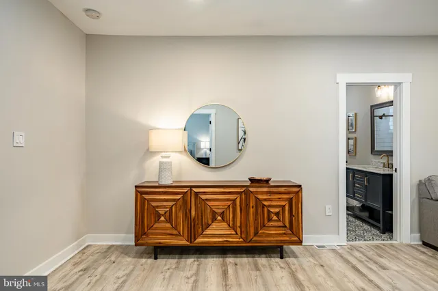 $2,500 | 5708 Park Boulevard, Unit 3, Wildwood, NJ 08260