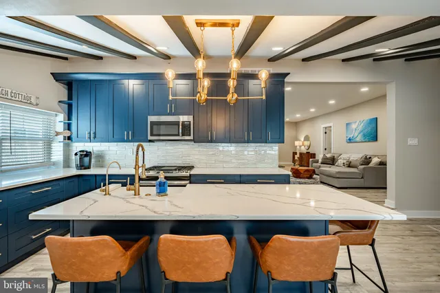 $2,500 | 5708 Park Boulevard, Unit 3, Wildwood, NJ 08260