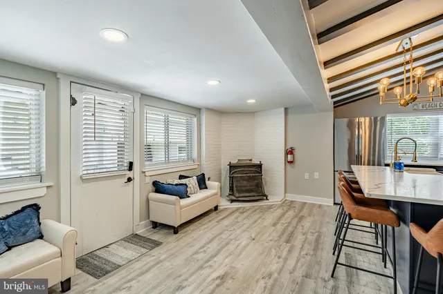 $2,500 | 5708 Park Boulevard, Unit 3, Wildwood, NJ 08260