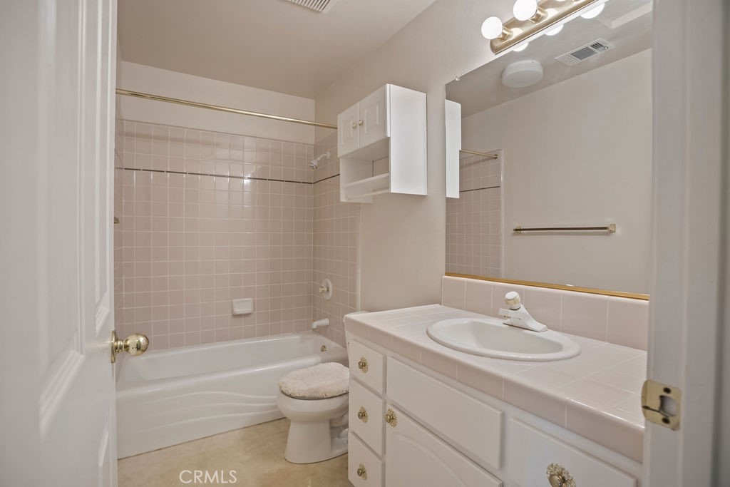 2182 Spanish Bay Court Merced, CA 95340 - Photo 19 of 34