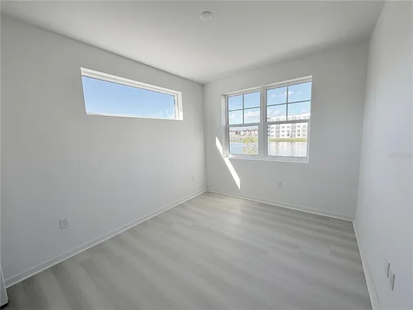 $2,000 | 5587 Millennia Park Drive, Unit 221, Orlando, FL 32809