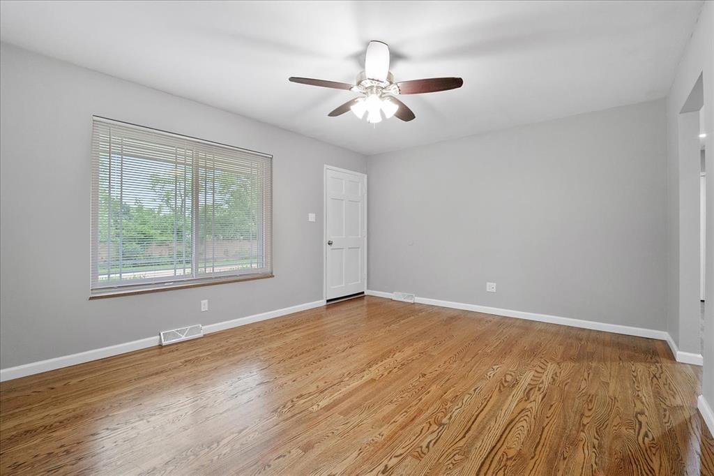 113 Roland Avenue Ballwin, MO 63021 - Photo 11 of 47