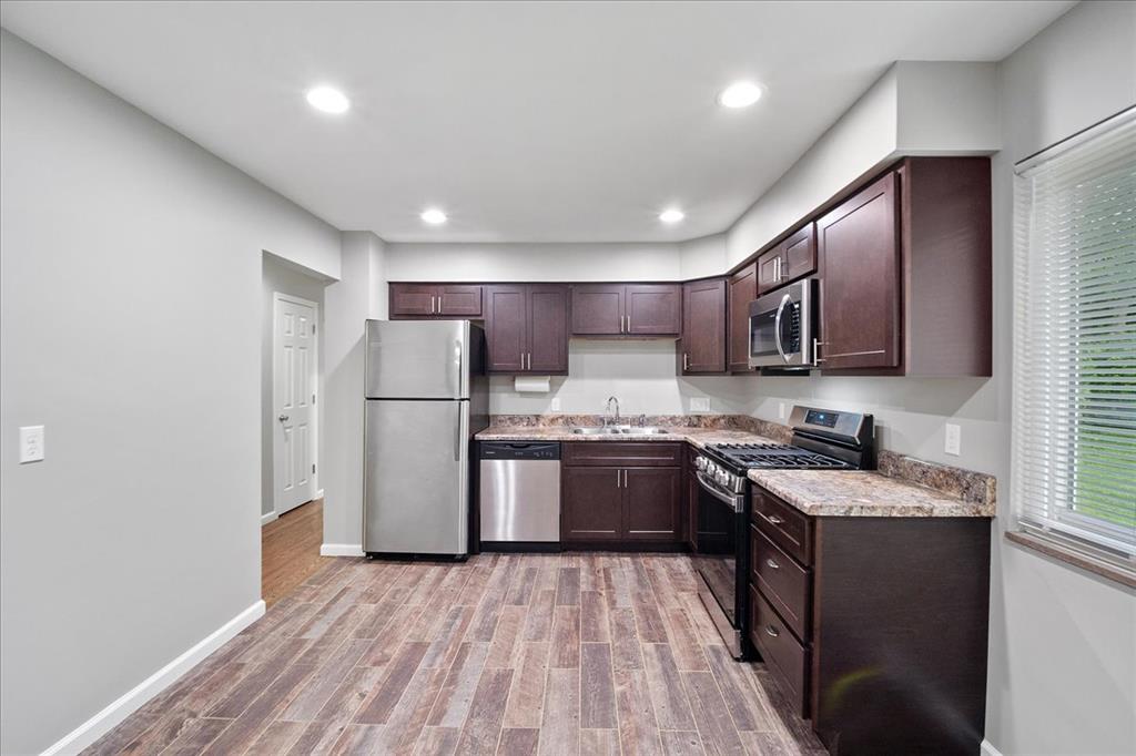 113 Roland Avenue Ballwin, MO 63021 - Photo 16 of 47