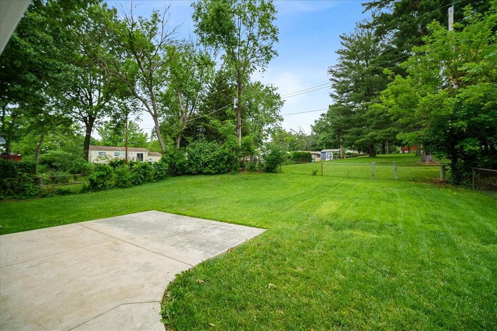 113 Roland Avenue Ballwin, MO 63021 - Photo 36 of 47