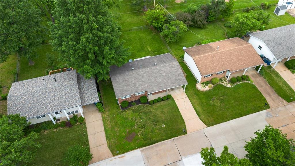 113 Roland Avenue Ballwin, MO 63021 - Photo 5 of 47