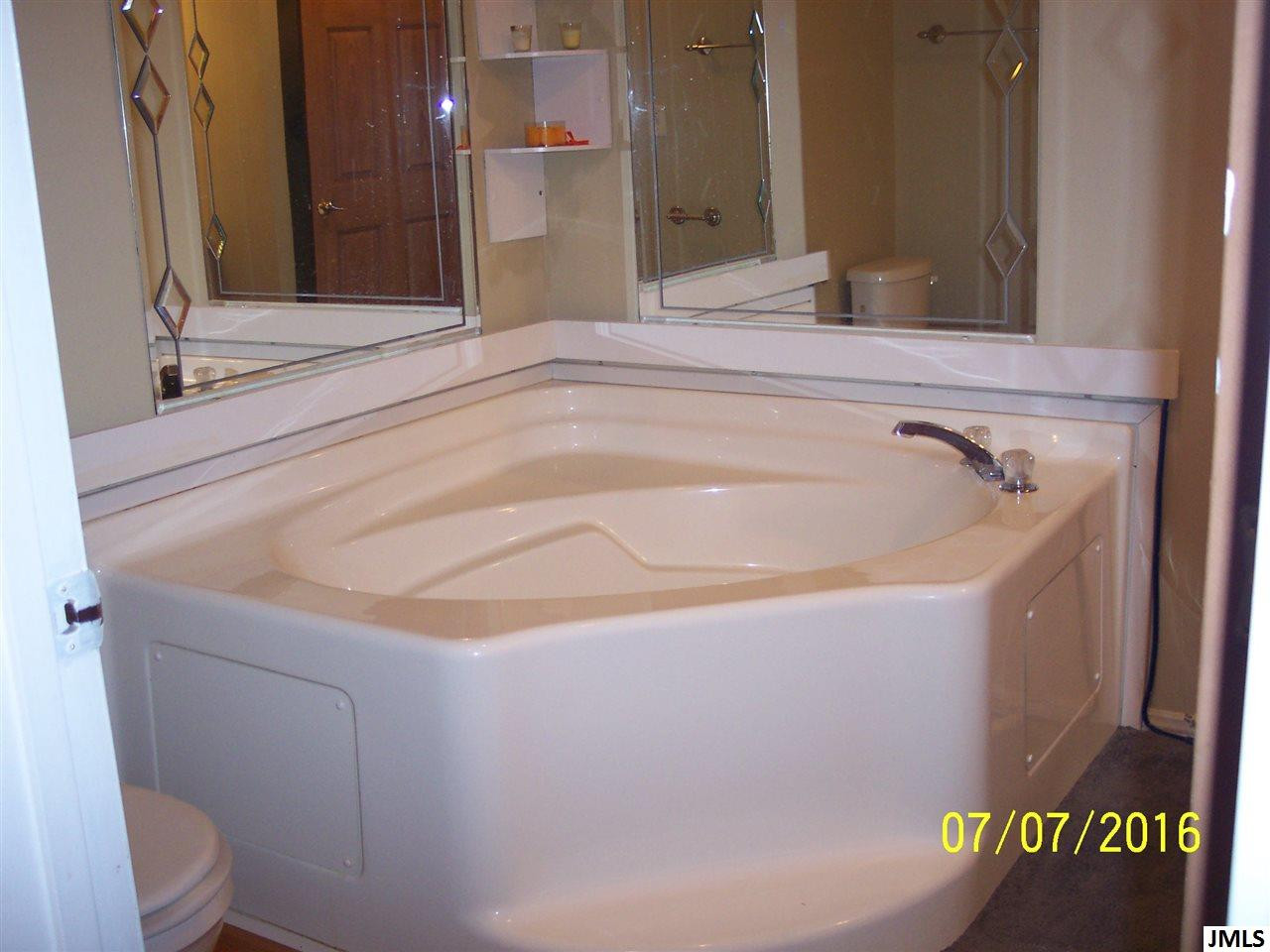 6080 Draper Road Jackson, MI 49201 - Photo 6 of 20 Photo 6