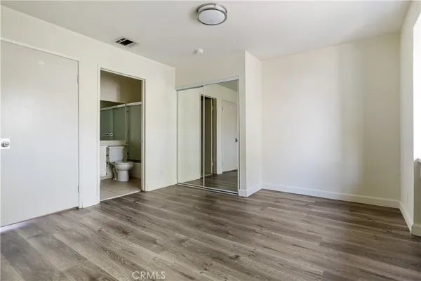 $3,300 | 2726 Menlo Avenue, Los Angeles, CA 90007