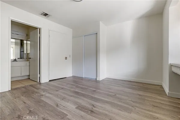 $3,300 | 2726 Menlo Avenue, Los Angeles, CA 90007