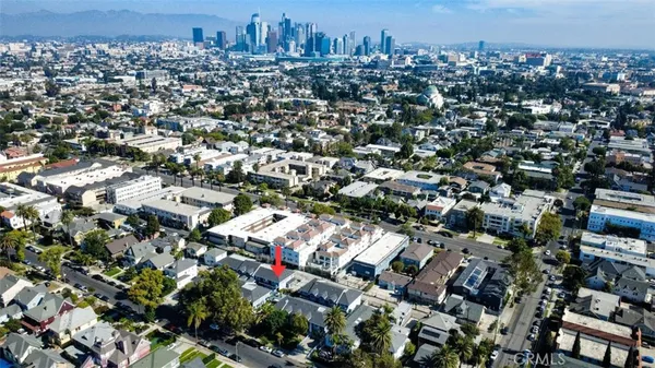 $3,300 | 2726 Menlo Avenue, Los Angeles, CA 90007