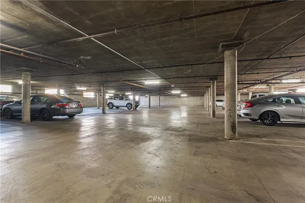 $3,300 | 2726 Menlo Avenue, Los Angeles, CA 90007