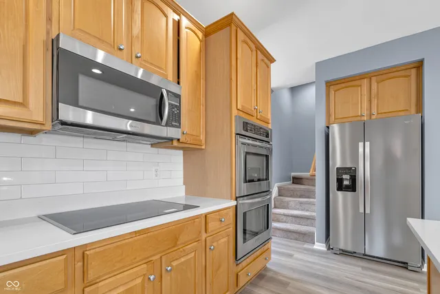 $674,900 | 13913 Hawkstone Drive, Fortville, IN 46040