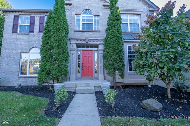 $674,900 | 13913 Hawkstone Drive, Fortville, IN 46040