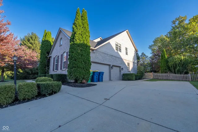 $674,900 | 13913 Hawkstone Drive, Fortville, IN 46040