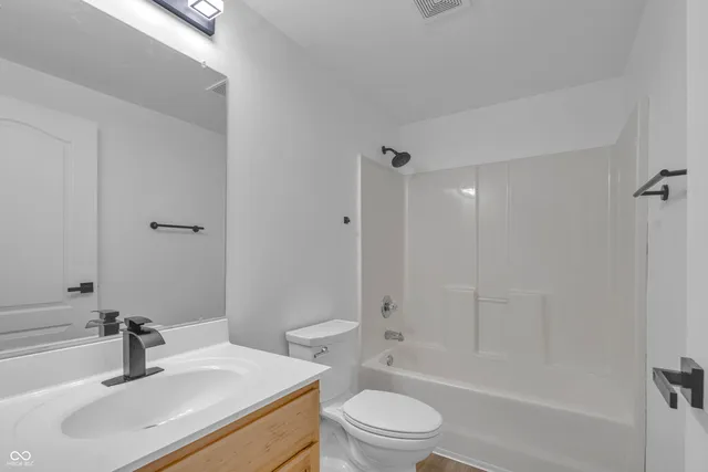 $674,900 | 13913 Hawkstone Drive, Fortville, IN 46040