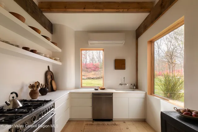 $865,000 | 144 Highway 292, Patterson, NY 12563