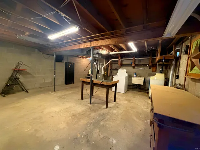 $320,000 | 6691 Highway 47, Thorntown, IN 46071