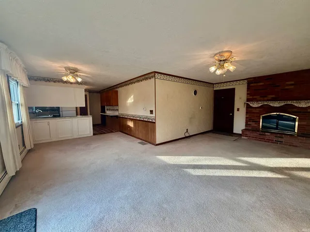 $320,000 | 6691 Highway 47, Thorntown, IN 46071