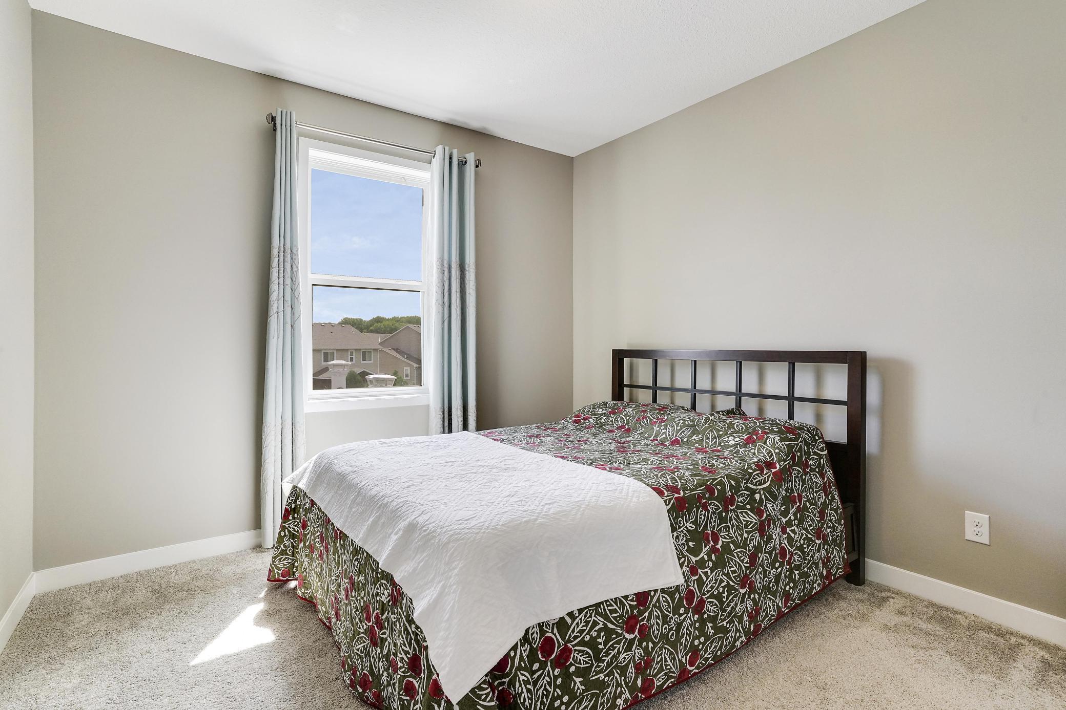 1980 Eagle Ridge Loop Shakopee, MN 55379 - Photo 16 of 43