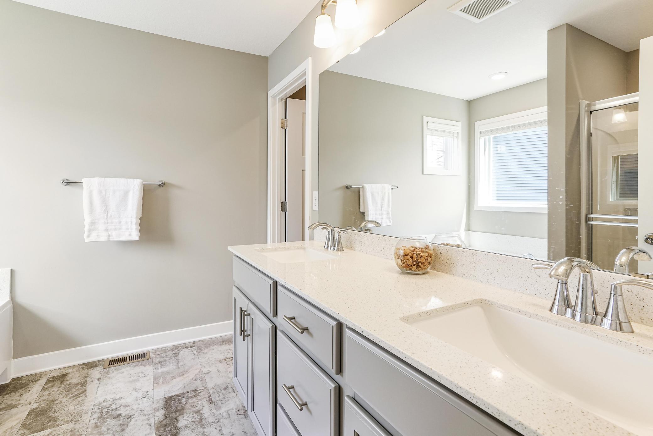 1980 Eagle Ridge Loop Shakopee, MN 55379 - Photo 21 of 43