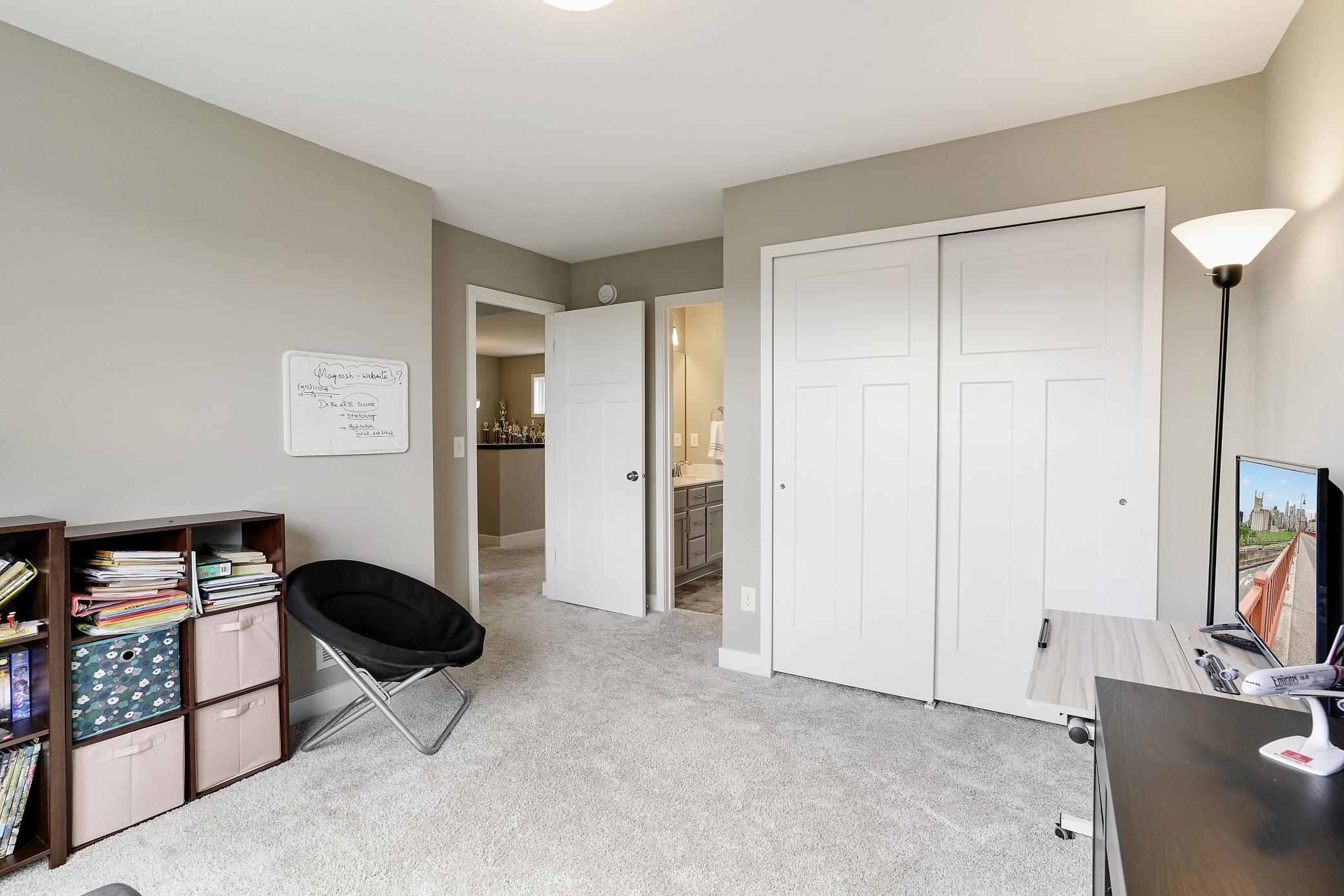 1980 Eagle Ridge Loop Shakopee, MN 55379 - Photo 30 of 43