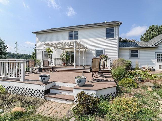 6185 Pingree Road Howell, MI 48843 - Photo 45 of 66 69_79.jpg