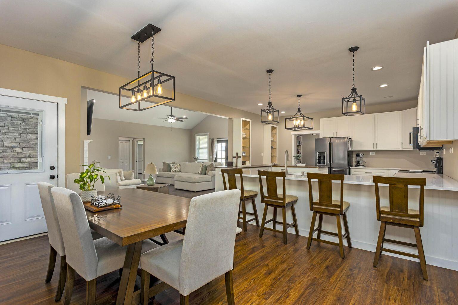 340 Melrose Place Dayton, TN 37321 - Photo 15 of 60 Dining