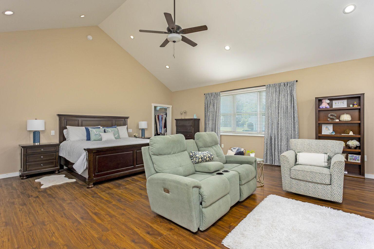 340 Melrose Place Dayton, TN 37321 - Photo 19 of 60 Primary Bedroom