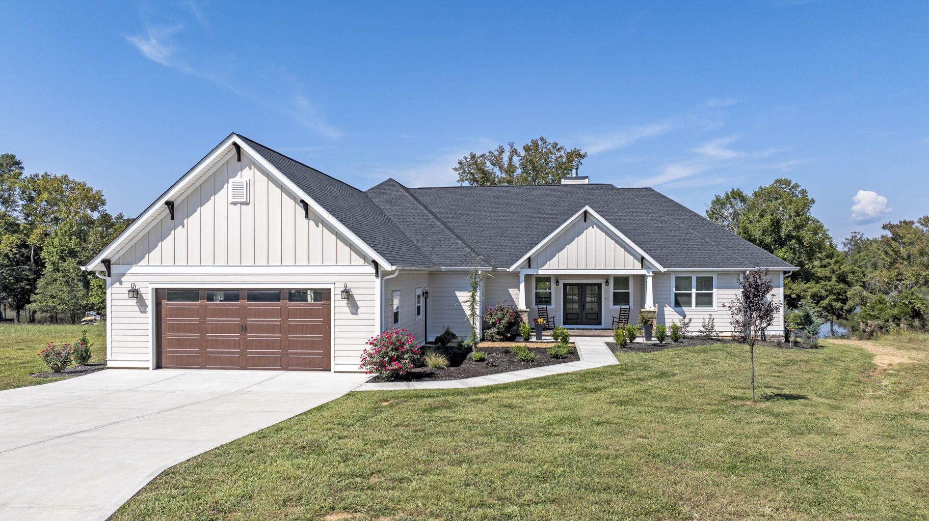 340 Melrose Place Dayton, TN 37321 - Photo 2 of 60 Front of House